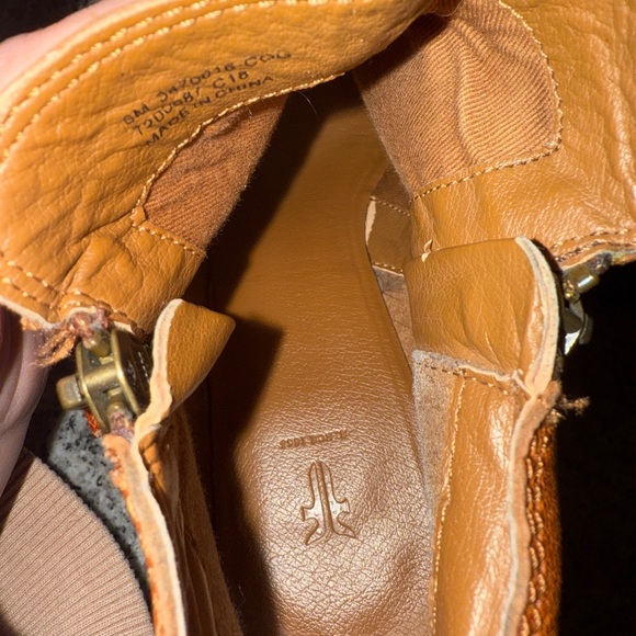 Frye Tan Leather Ankle Booties with Side Zipper - Picture 6 of 9